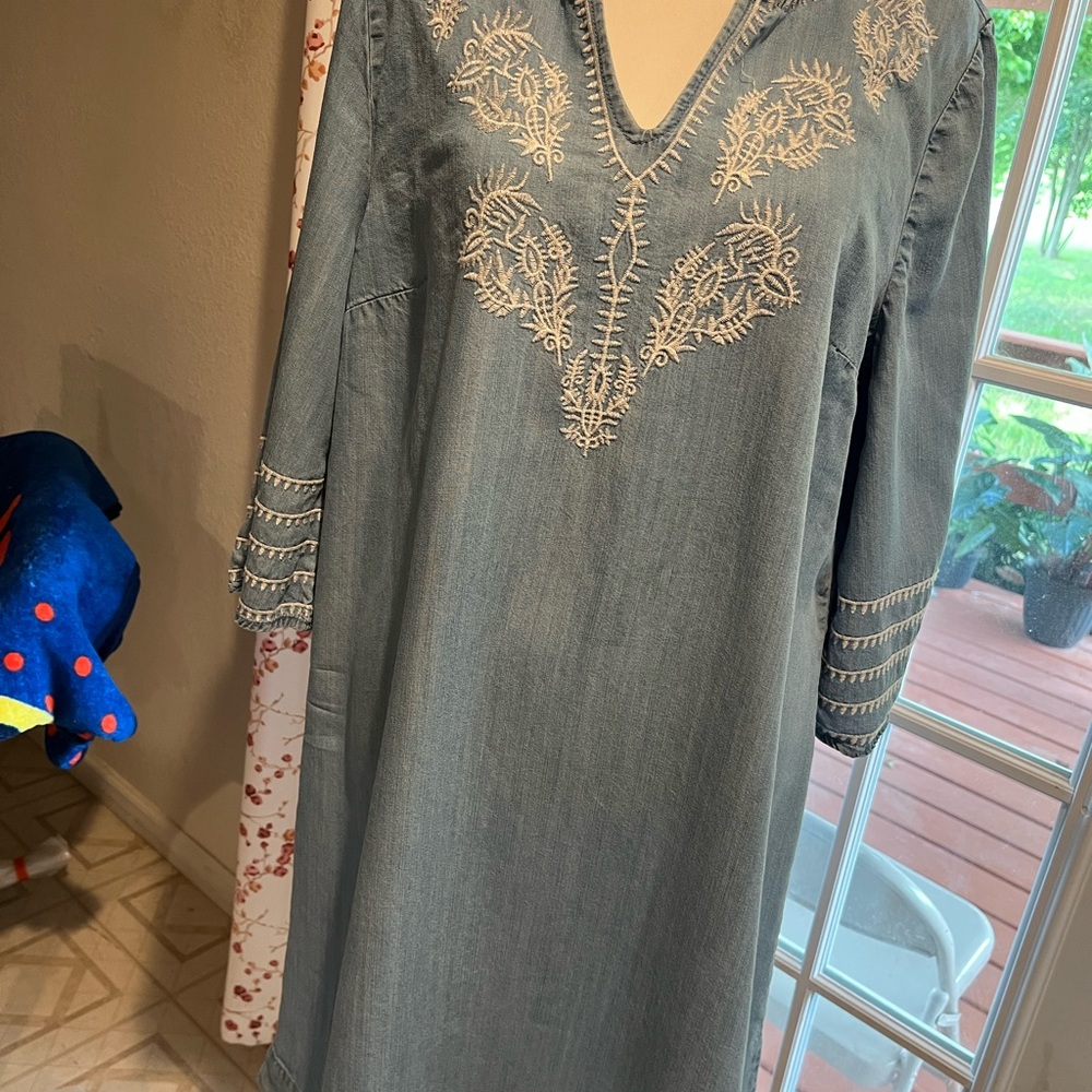 1989 Place Blue Dress with Cream Embroidery